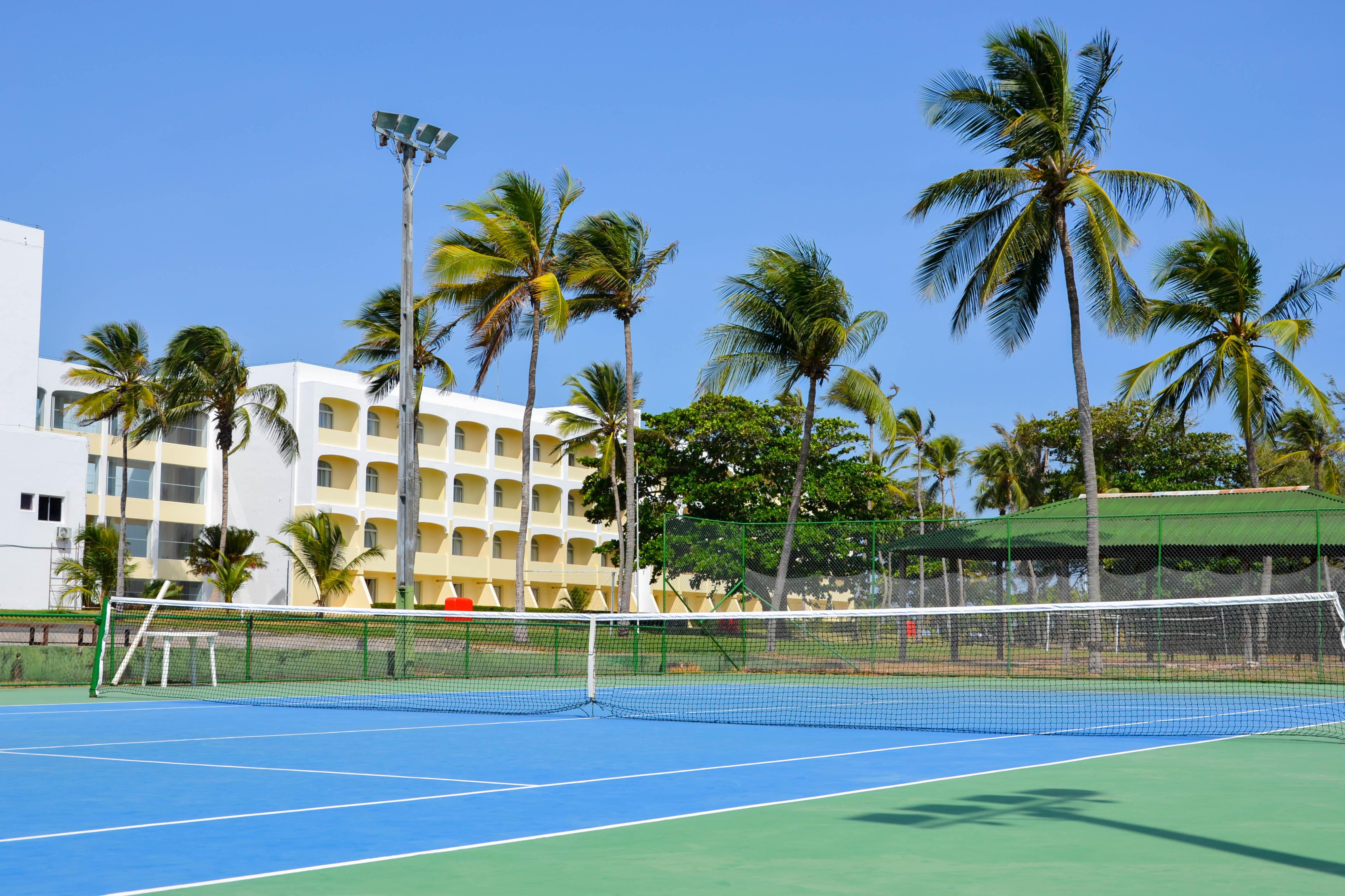 Hotel Blue Tree Towers Sao Luis Exterior foto Tennis courts at the resort