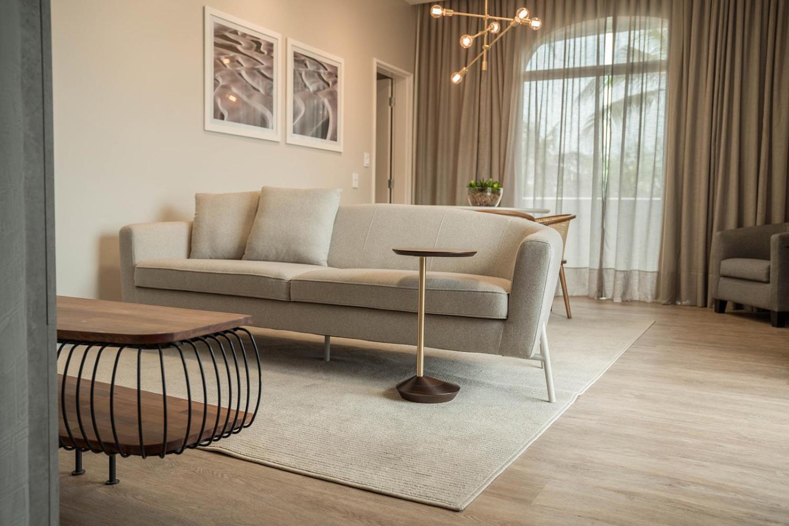 Hotel Blue Tree Towers Sao Luis Exterior foto A living room with a sofa